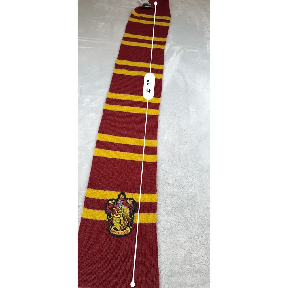 Harry Potter Gryffindor Scarf Wizarding World Adult‎ Warner Bros Red Yellow